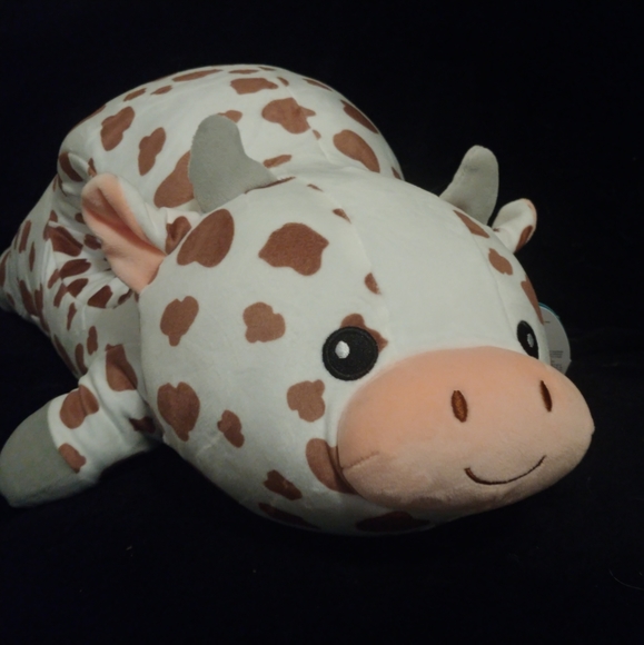 Aniceta Cow Hugmallow - Picture 2 of 4